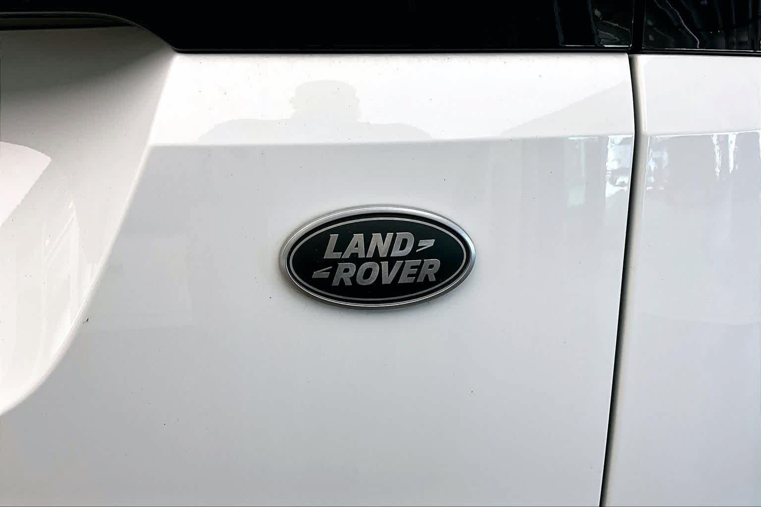 Used 2023 Land Rover Range Rover Evoque R-Dynamic SE AWD/4WD image 10
