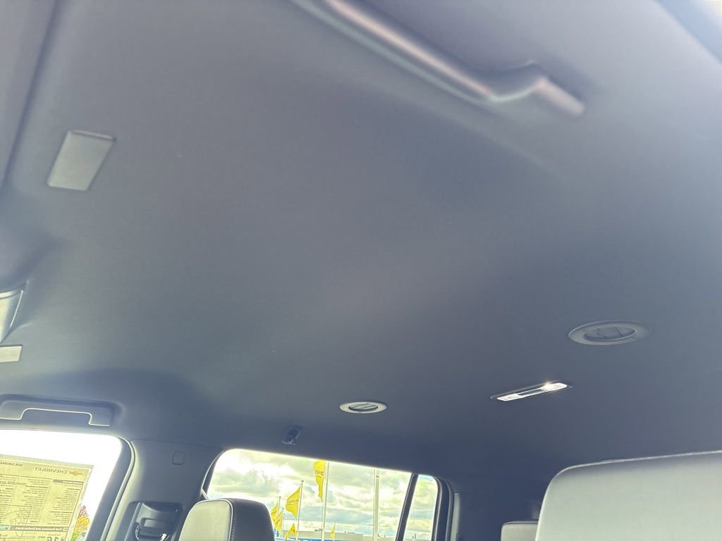 New 2026 Chevrolet Suburban LT w/ Comfort Package image 12