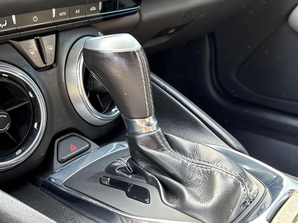Used 2023 Chevrolet Camaro LT RWD image 18