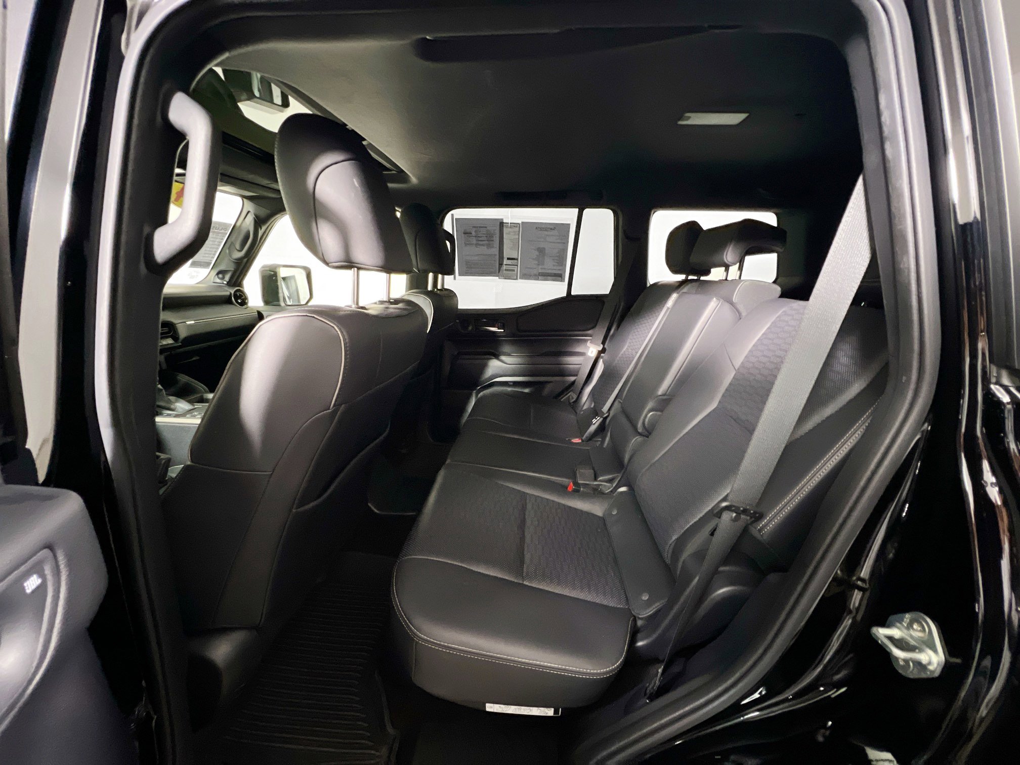 Used 2024 Toyota Land Cruiser image 29