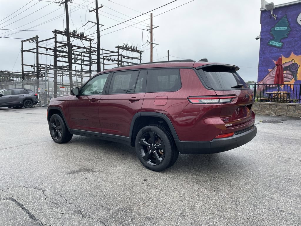 Used 2024 Jeep Grand Cherokee L Limited w/ Luxury Tech Group II AWD/4WD image 3
