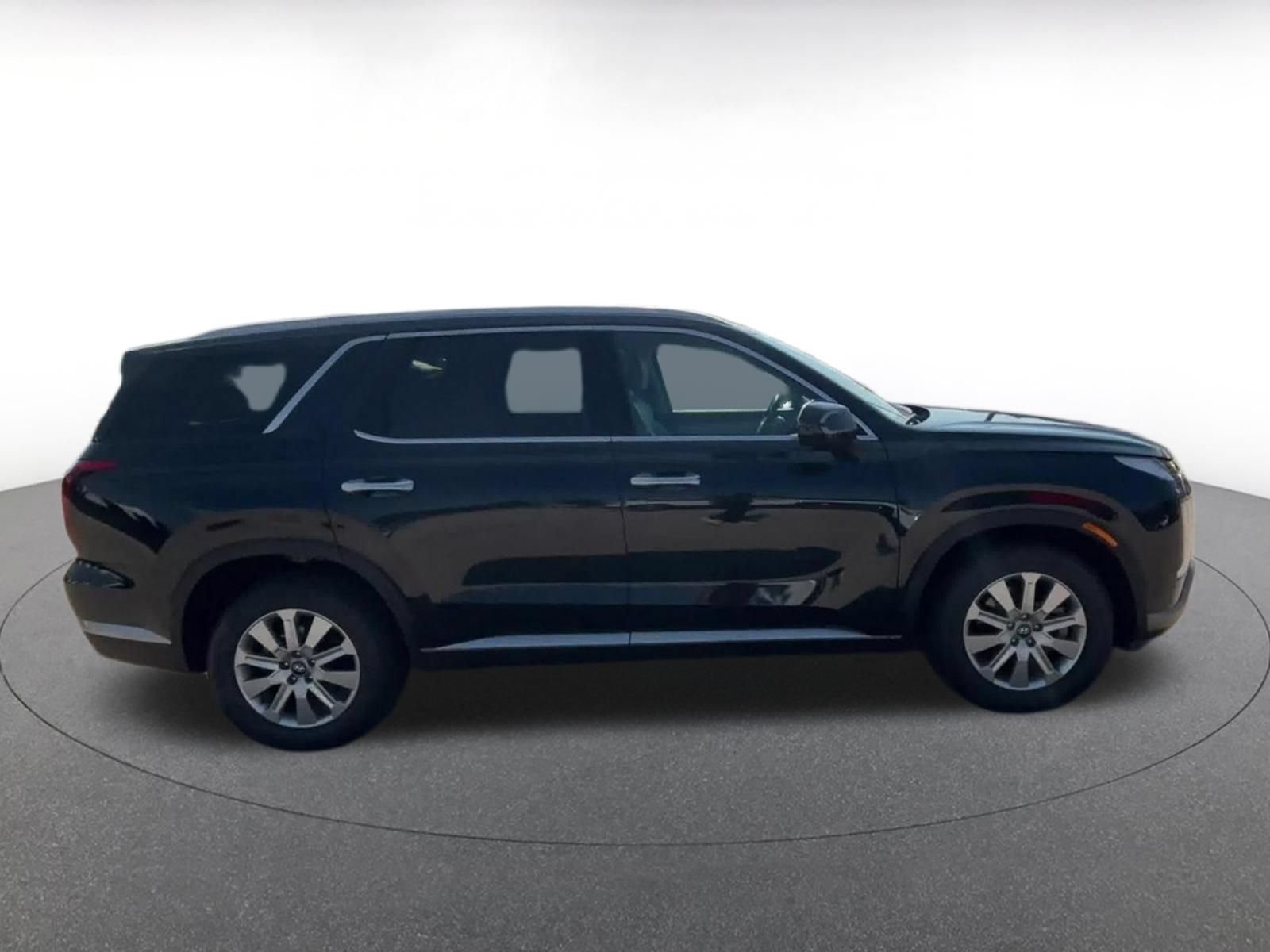 Used 2025 Hyundai Palisade SEL FWD image 16