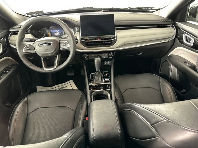 Certified 2023 Jeep Compass Limited image 18