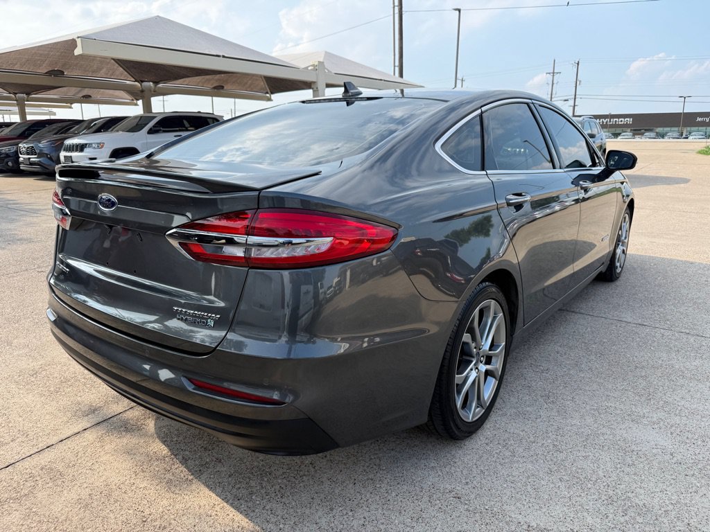 Used 2019 Ford Fusion Titanium FWD image 7