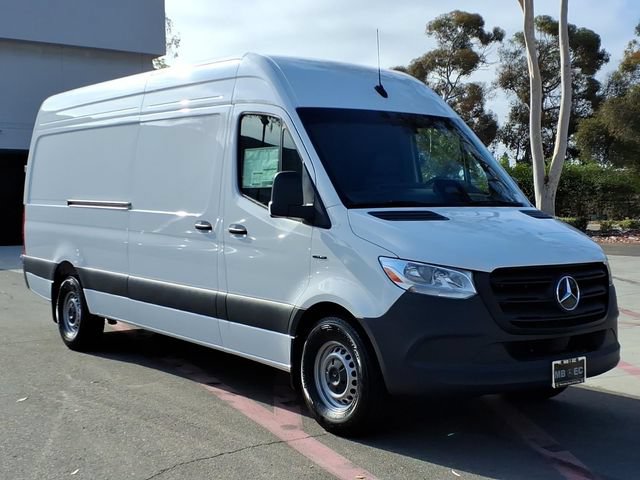 New 2025 Mercedes-Benz eSprinter 170 Cargo image 18