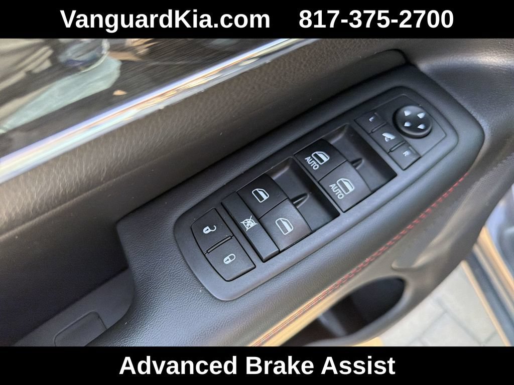 Used 2021 Jeep Grand Cherokee Trailhawk w/ Trailhawk Luxury Group AWD/4WD image 17