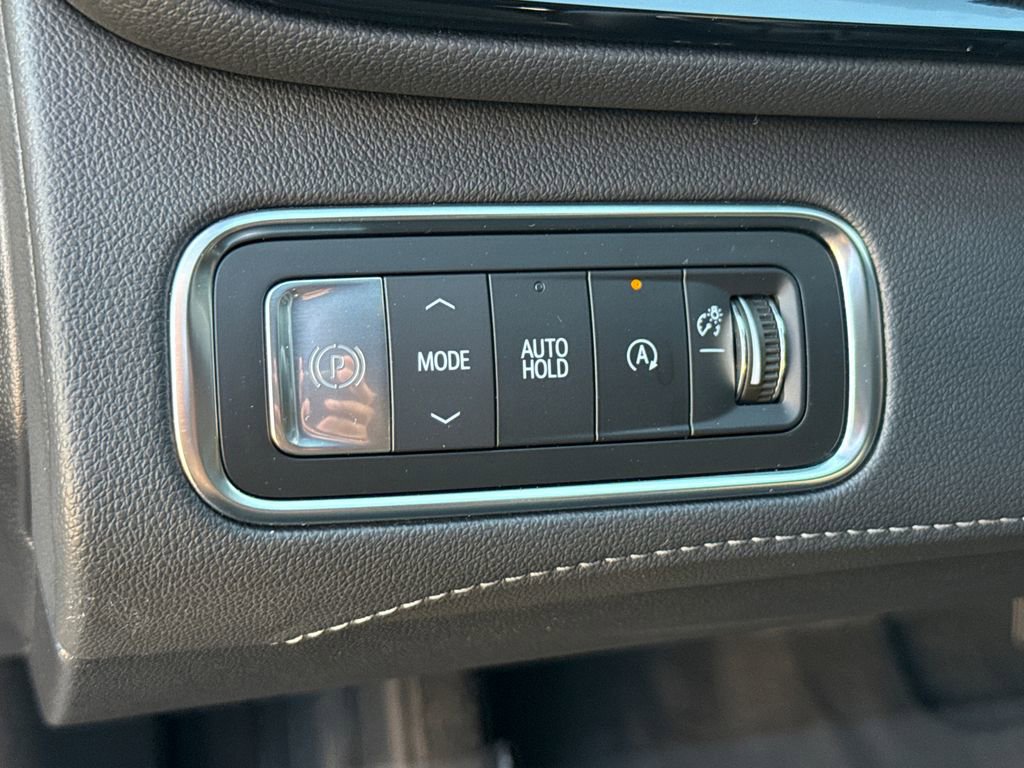 Used 2025 Buick Enclave Preferred image 24