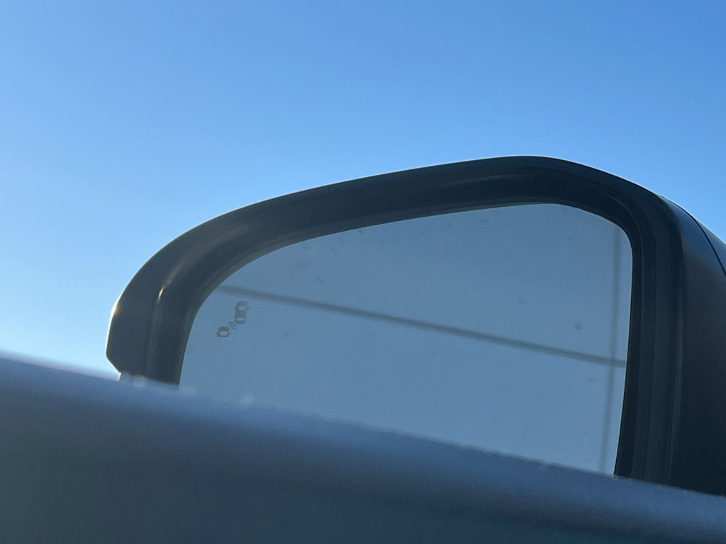 Used 2024 Honda CR-V EX-L image 12