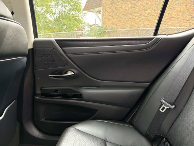 Certified 2024 Lexus ES 350 w/ Premium Package FWD image 14