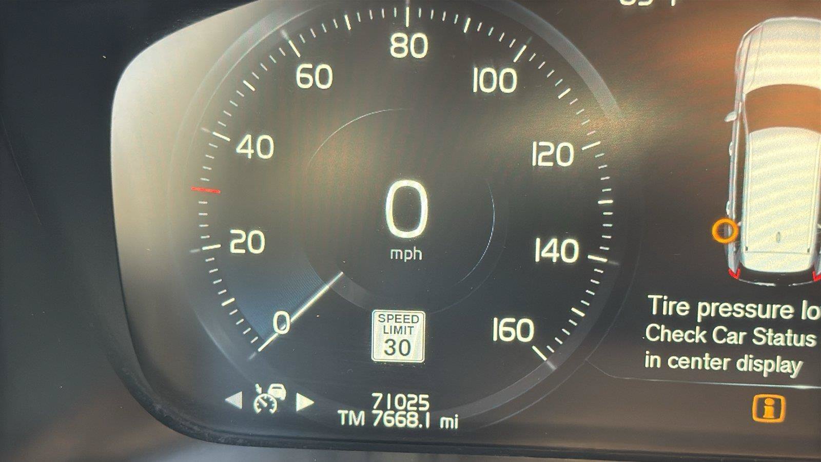 Used 2019 Volvo XC90 T6 Momentum w/ Advanced Package AWD/4WD image 11
