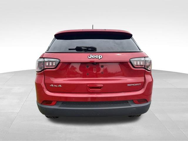 Used 2018 Jeep Compass Sport w/ Tech Group AWD/4WD image 14