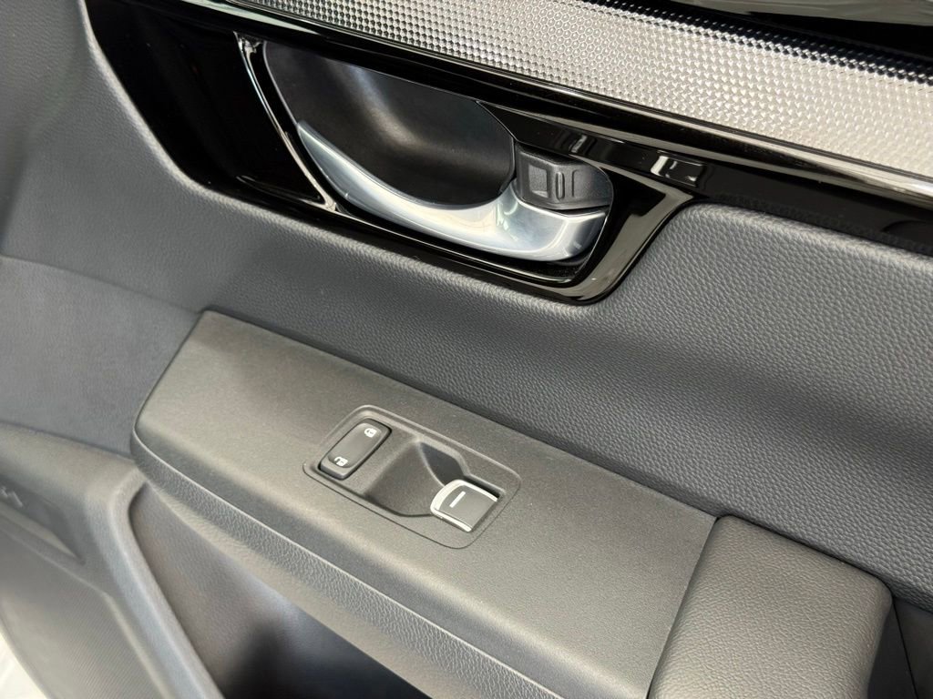 Used 2025 Honda CR-V Sport Touring image 27