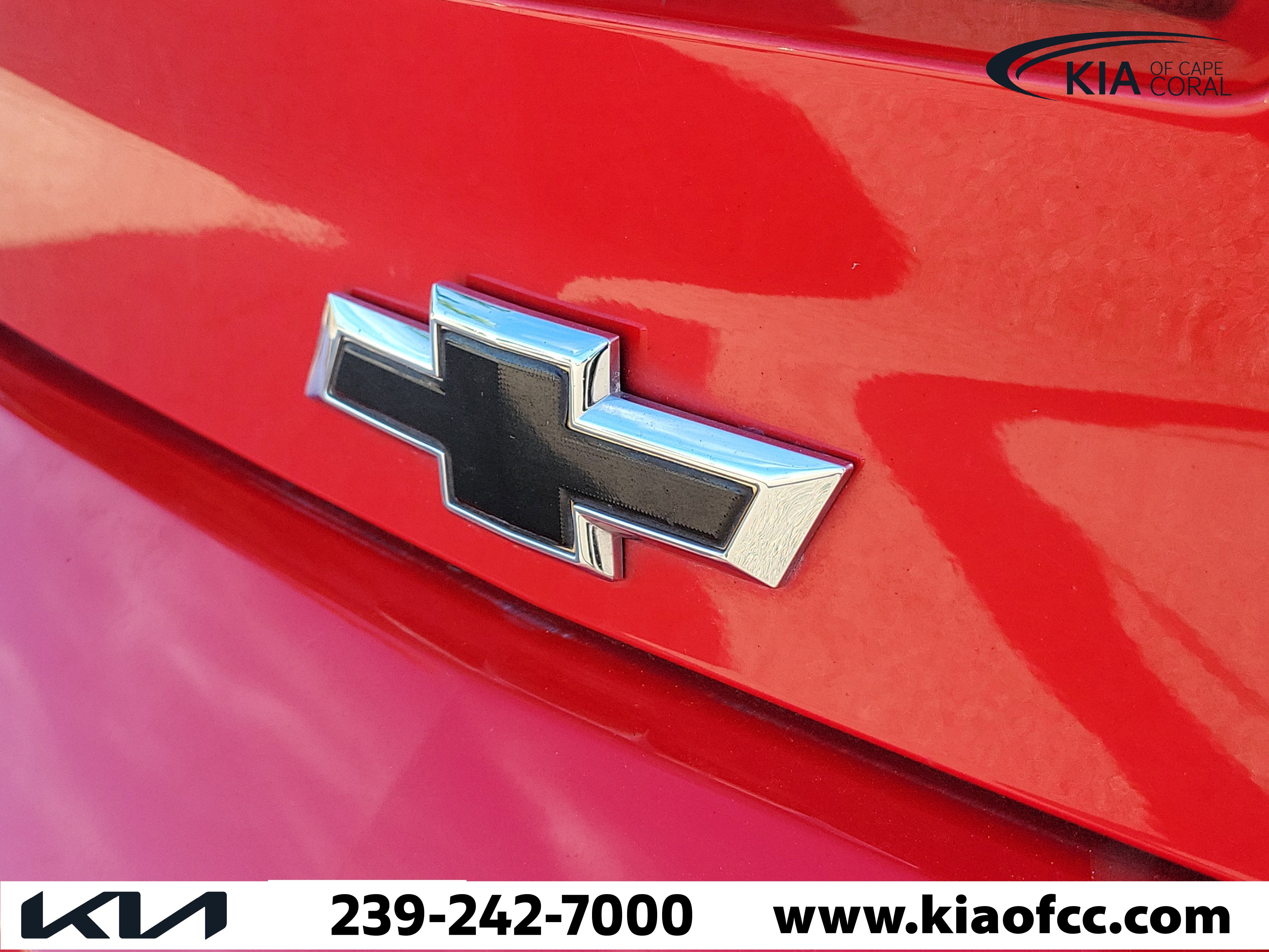 Used 2017 Chevrolet Camaro SS image 7
