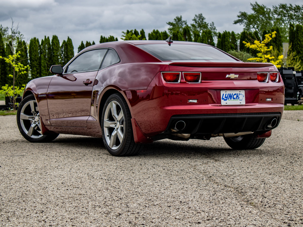 Used 2010 Chevrolet Camaro SS w/ RS Package RWD image 7
