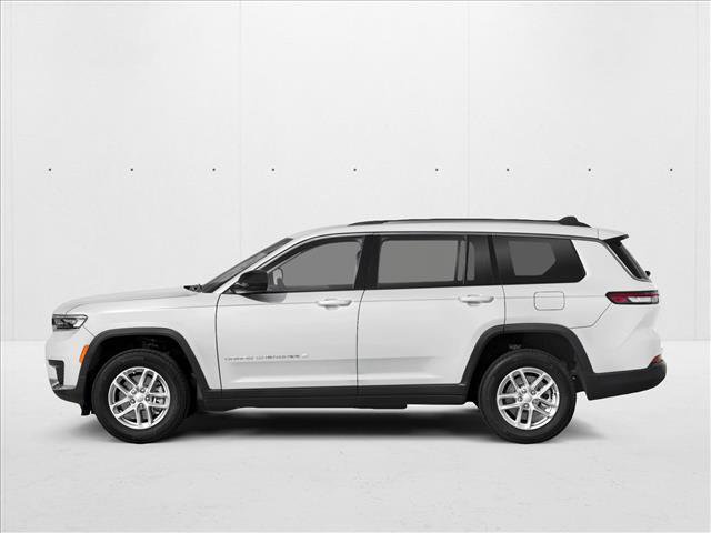 New 2025 Jeep Grand Cherokee L Altitude image 3