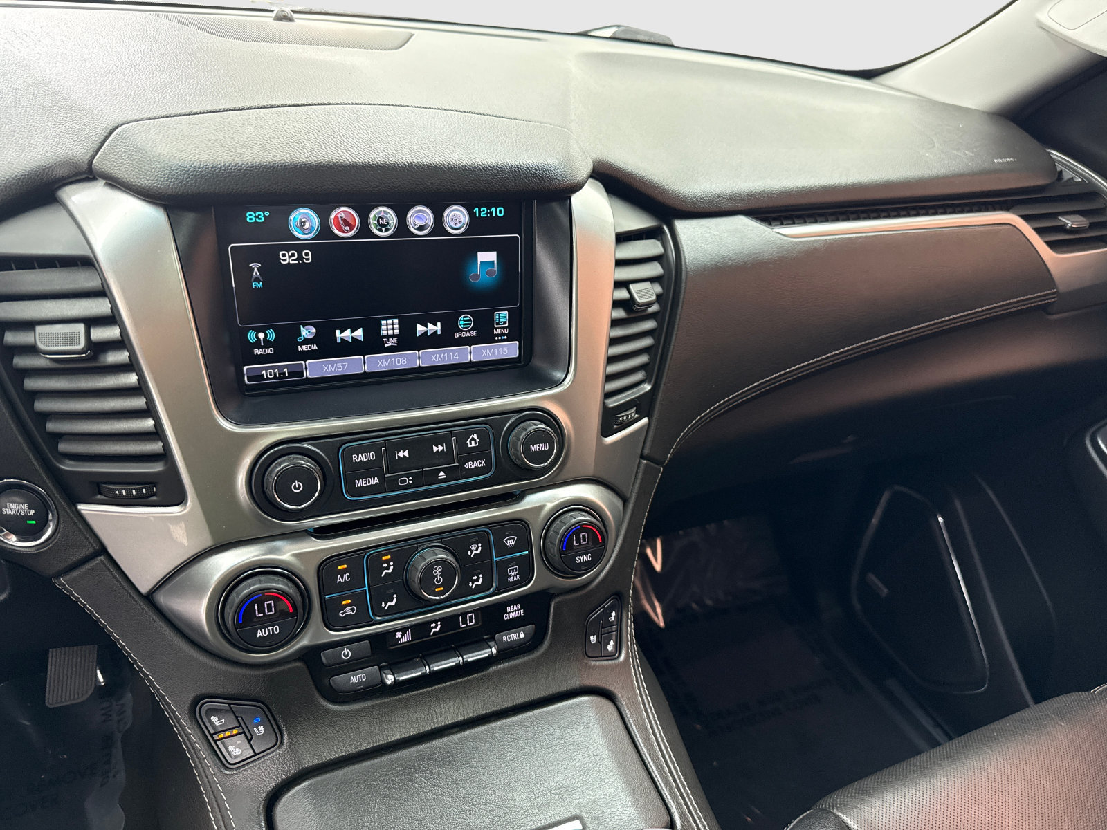 Used 2018 Chevrolet Tahoe Premier AWD/4WD image 24