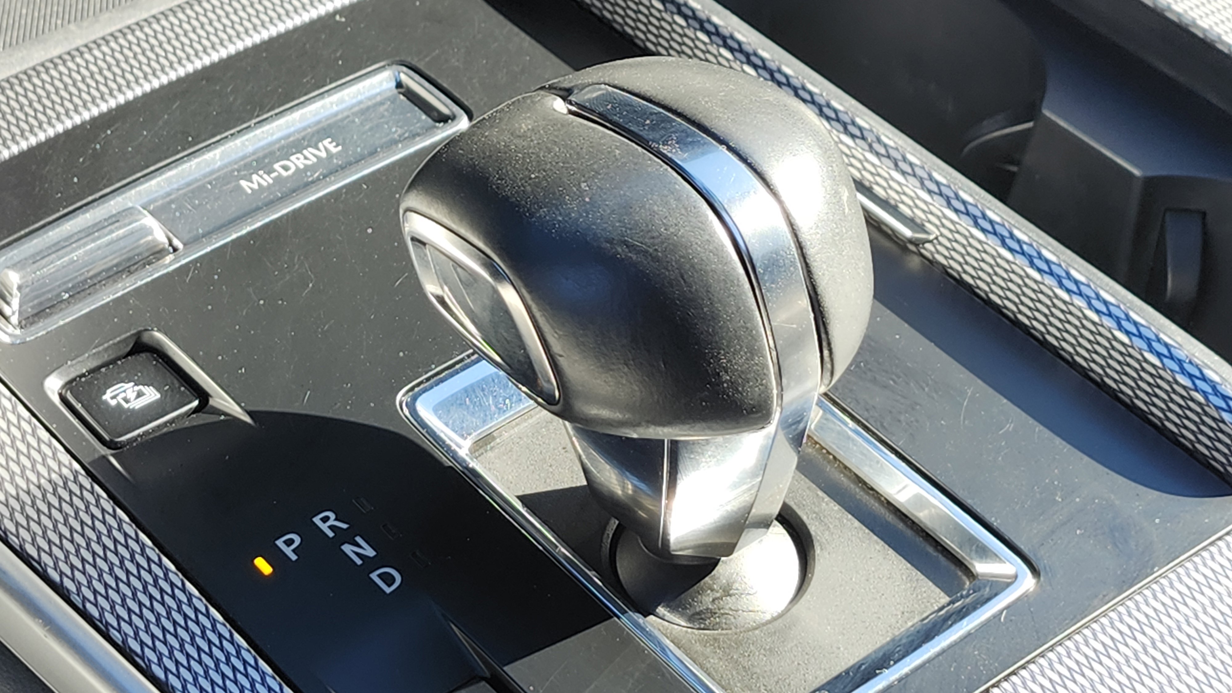 Used 2024 MAZDA CX-90 Plug-In Hybrid w/ Preferred image 32