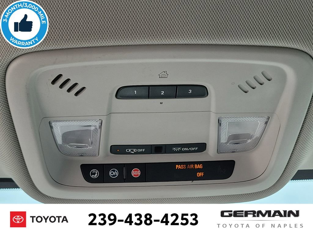 Used 2018 Chevrolet Traverse Premier AWD/4WD image 34