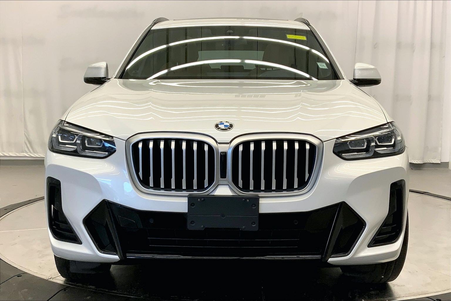 Used 2024 BMW X3 xDrive30i w/ Premium Package AWD/4WD image 10