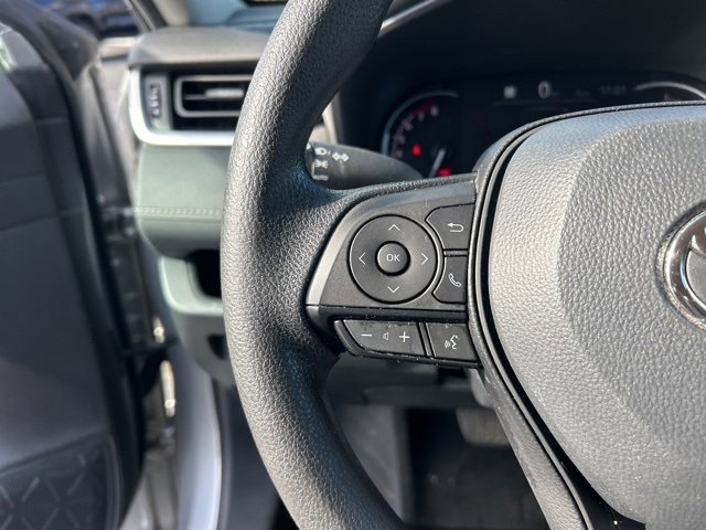 Used 2024 Toyota RAV4 XLE image 19