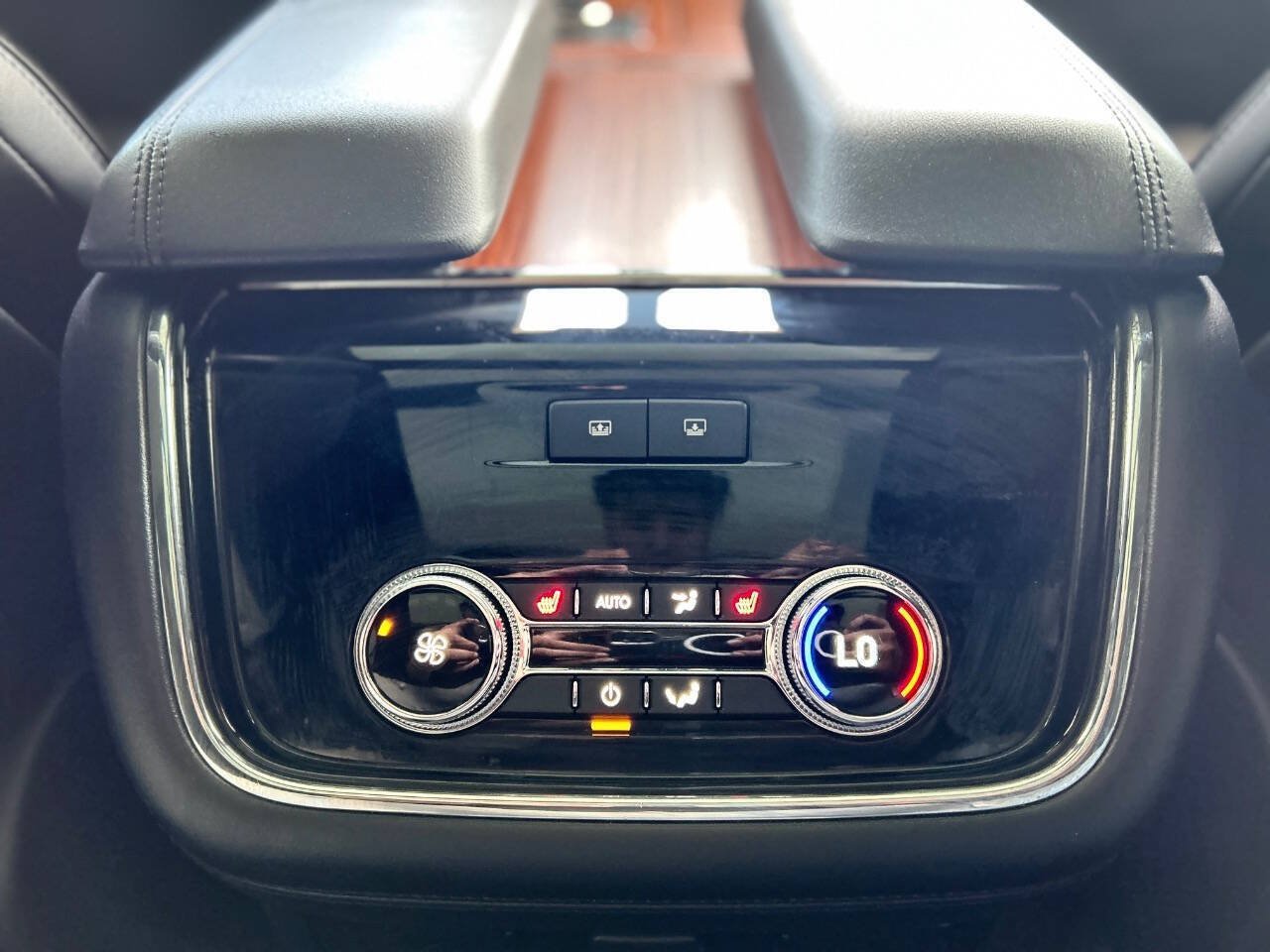 Used 2018 Lincoln Navigator L Reserve w/ Technology Package AWD/4WD image 84