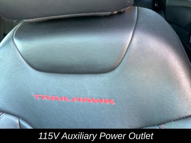 Certified 2022 Jeep Compass Trailhawk w/ Trailhawk Elite Group AWD/4WD image 33