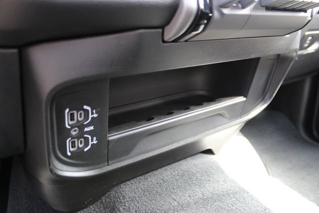 Used 2026 RAM 2500 Big Horn AWD/4WD image 25