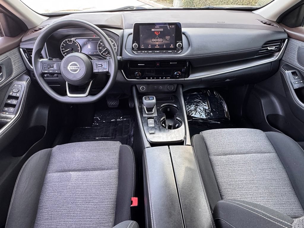 Certified 2021 Nissan Rogue SV FWD image 20