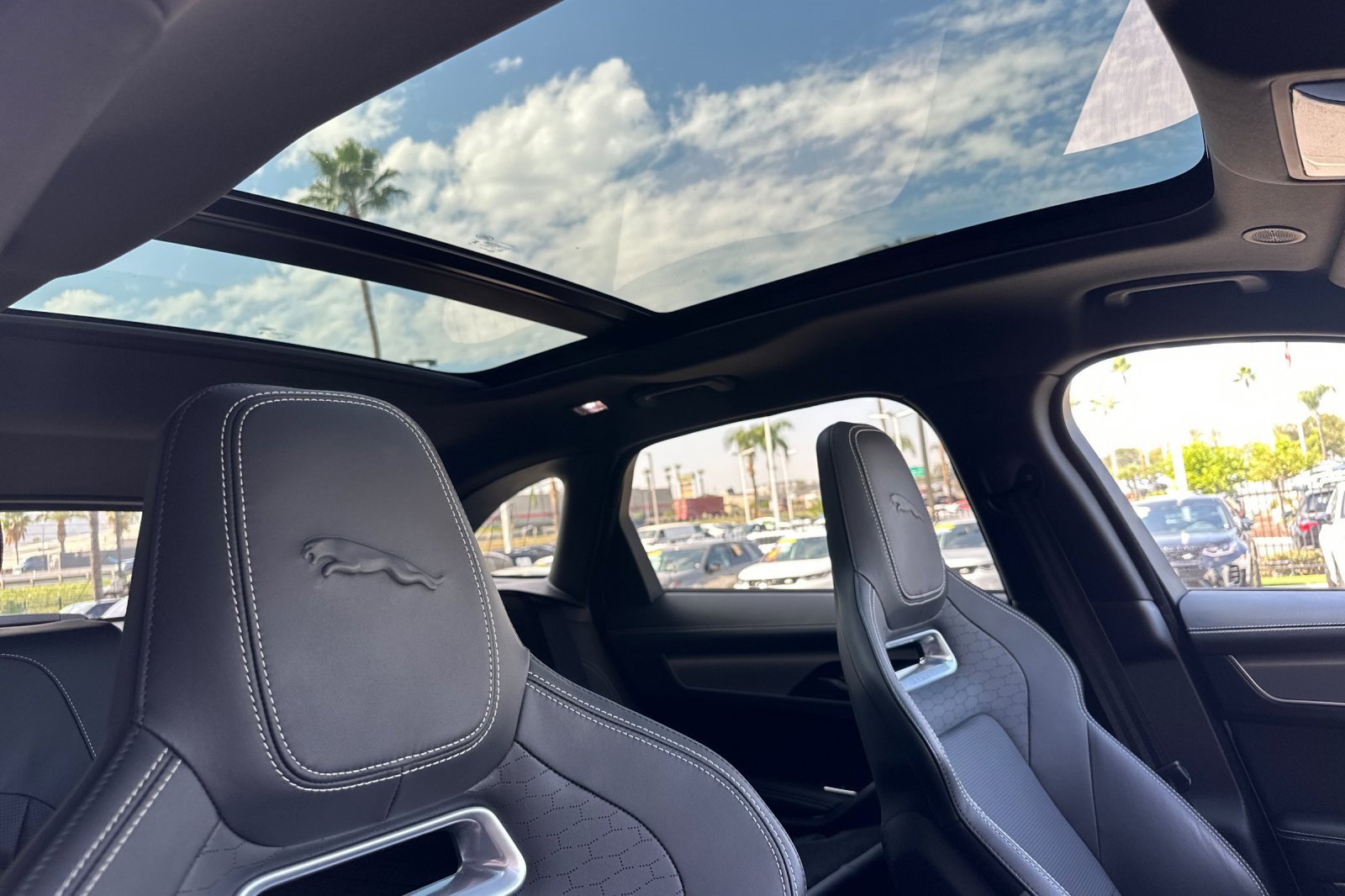 Used 2025 Jaguar F-PACE R-Dynamic S image 18