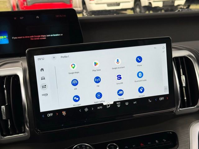 Certified 2025 Ford Expedition Platinum image 30