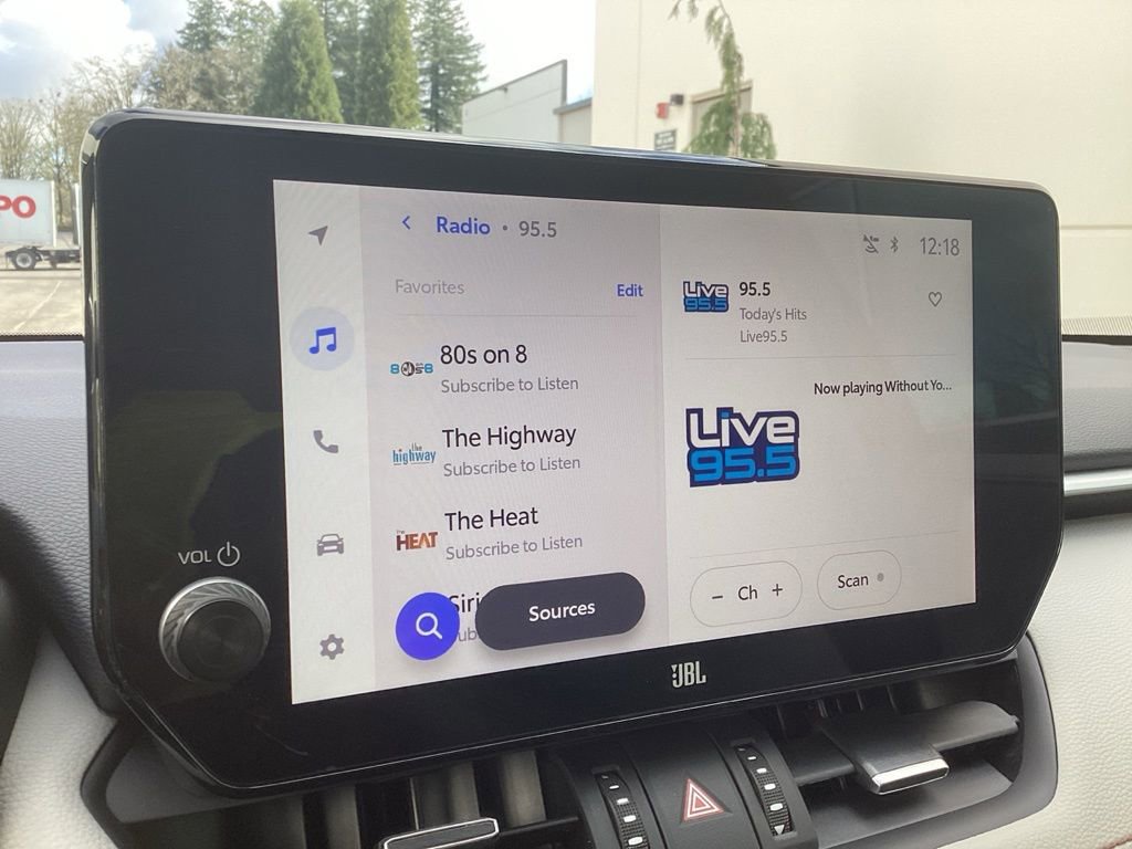 Used 2025 Toyota RAV4 Limited w/ Advanced Technology Package image 12