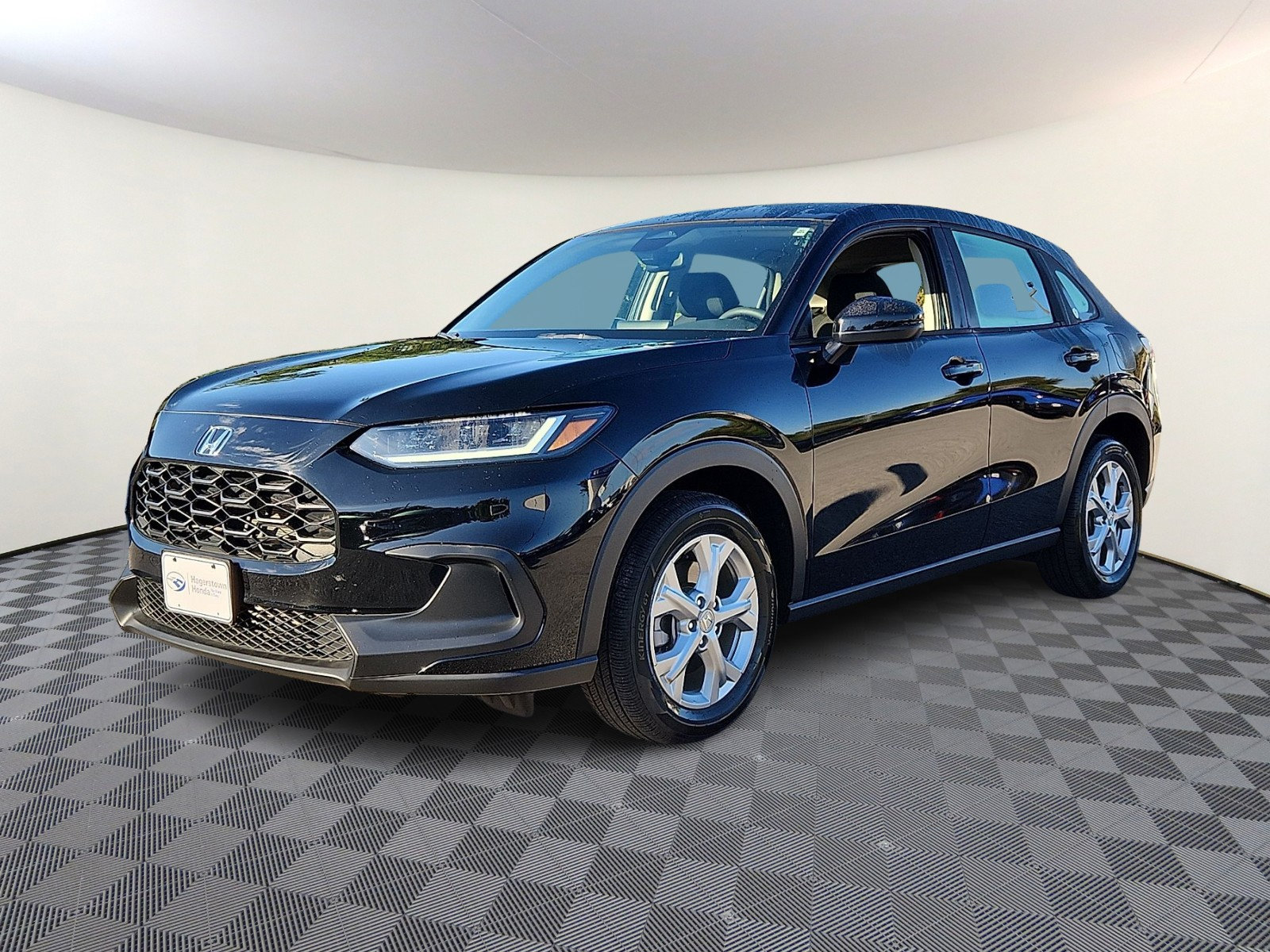 Used 2024 Honda HR-V LX image 3