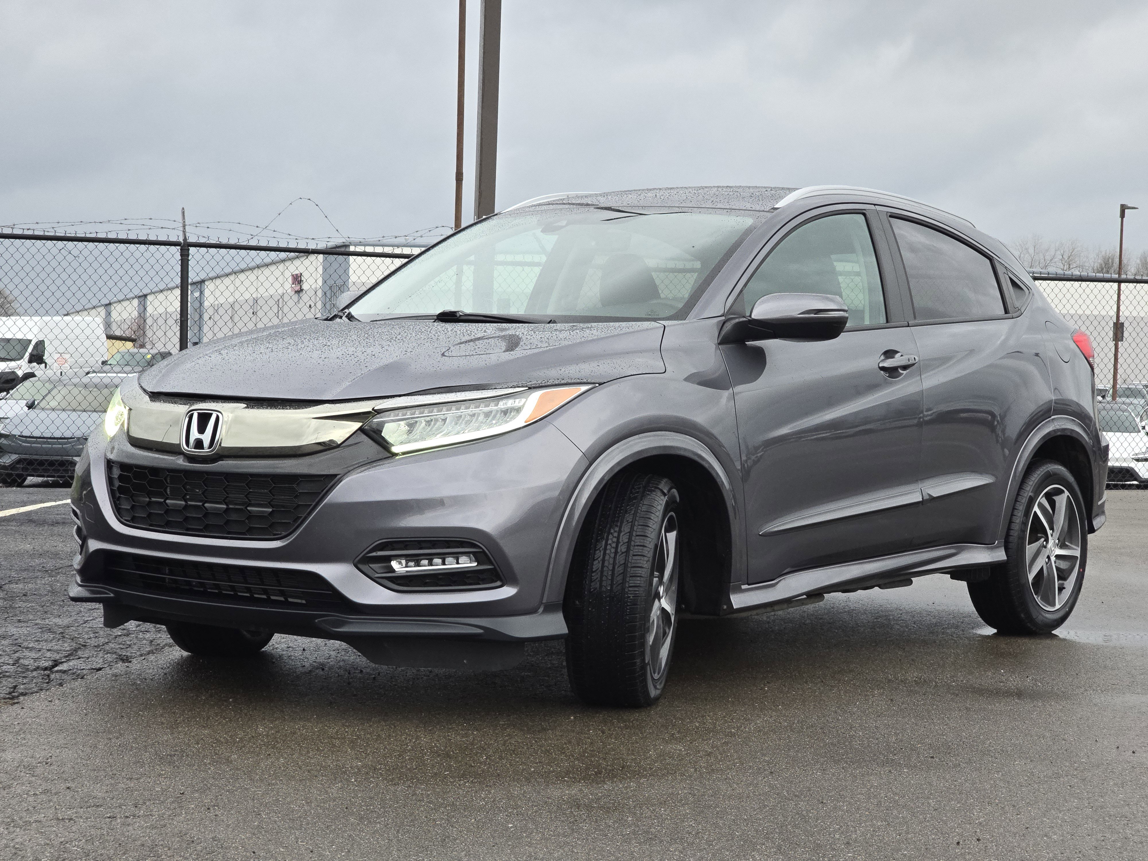Used 2020 Honda HR-V Touring image 3