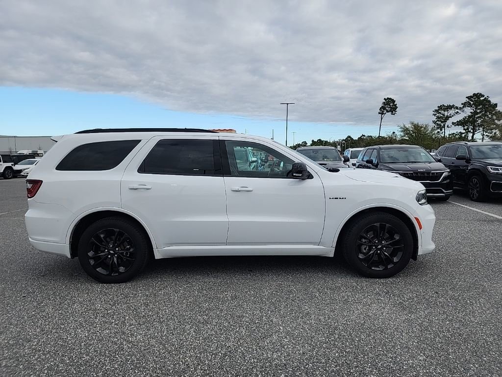 Used 2025 Dodge Durango R/T w/ Blacktop Package image 5