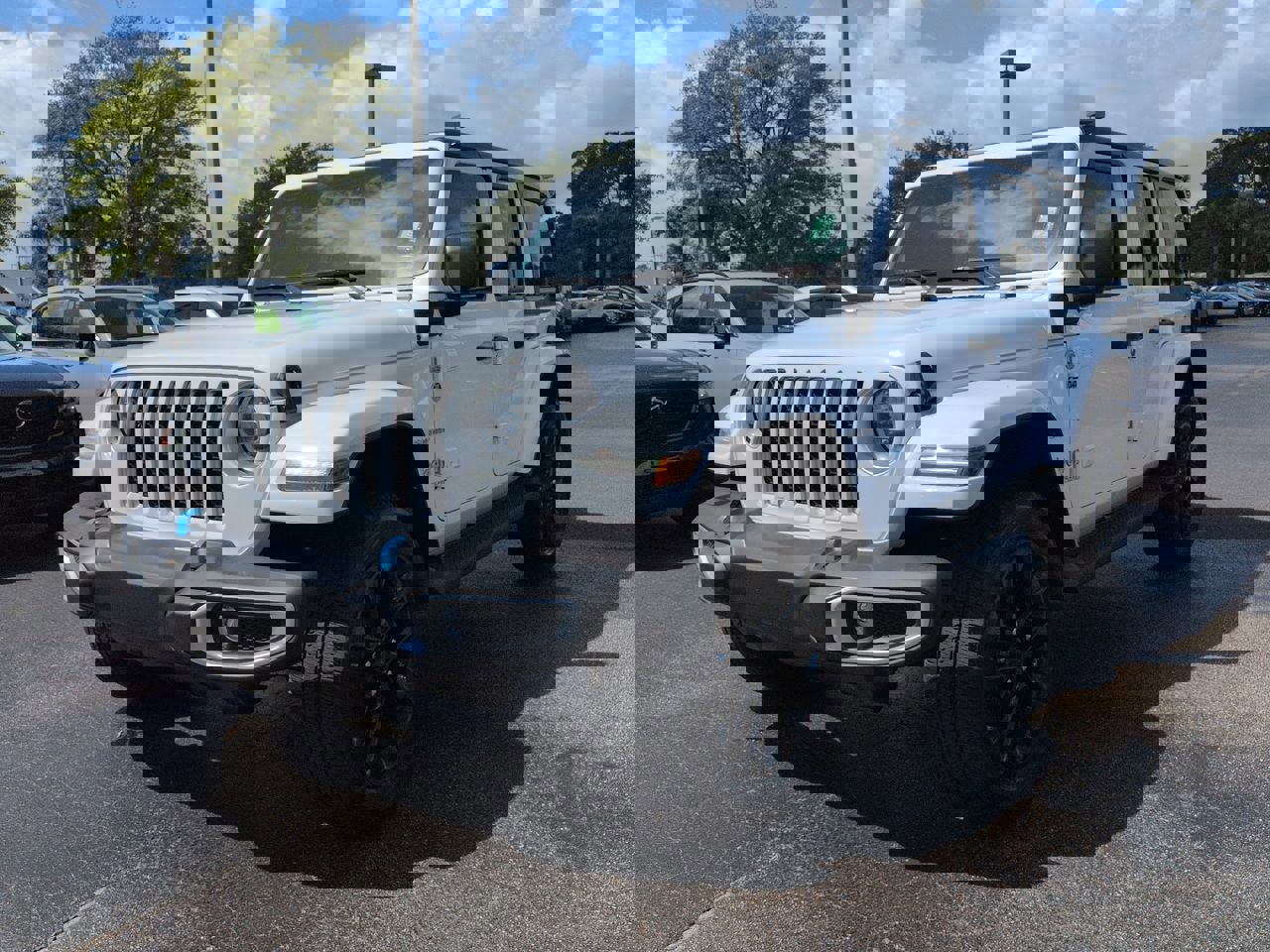 Used 2022 Jeep Wrangler Unlimited Sahara image 8