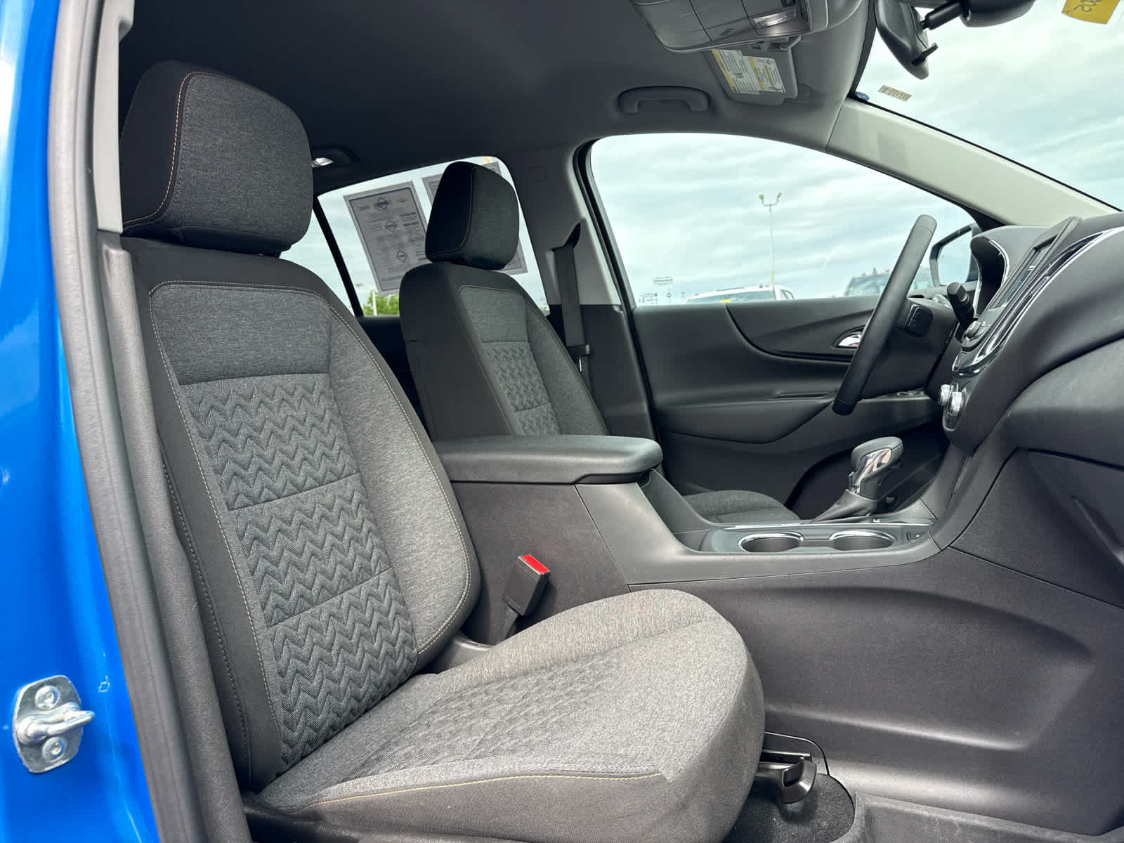 Certified 2024 Chevrolet Equinox LT w/ LPO, Floor Liner Package FWD image 23