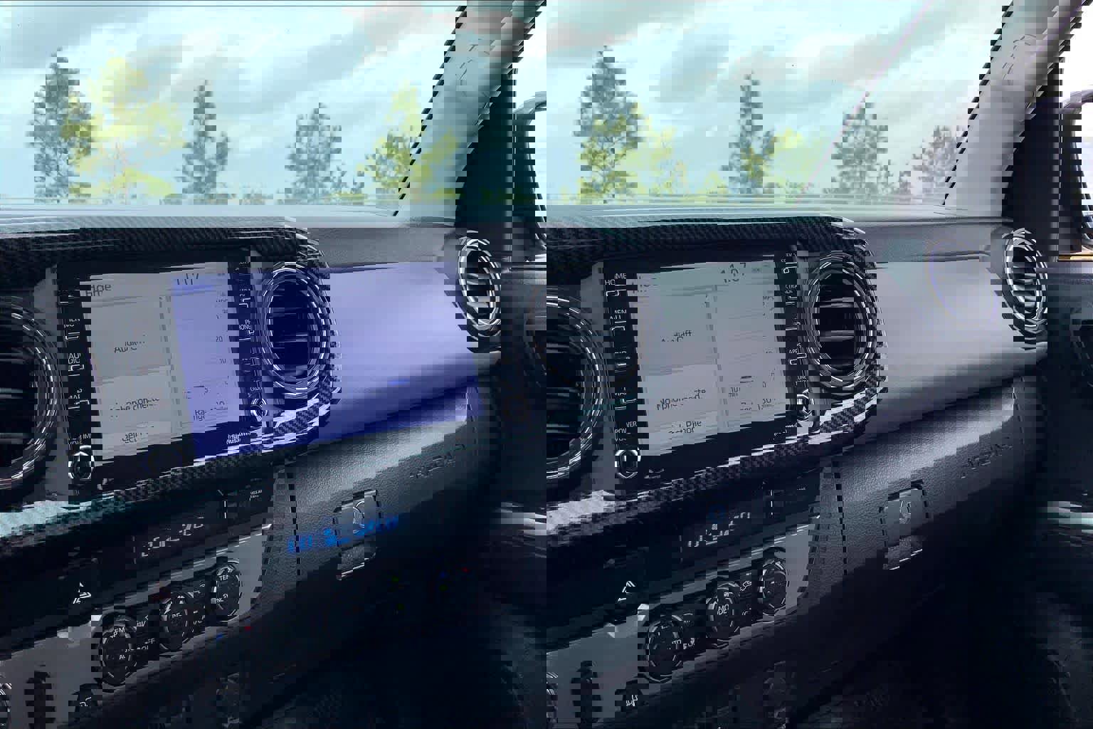 Used 2023 Toyota Tacoma SR5 image 35