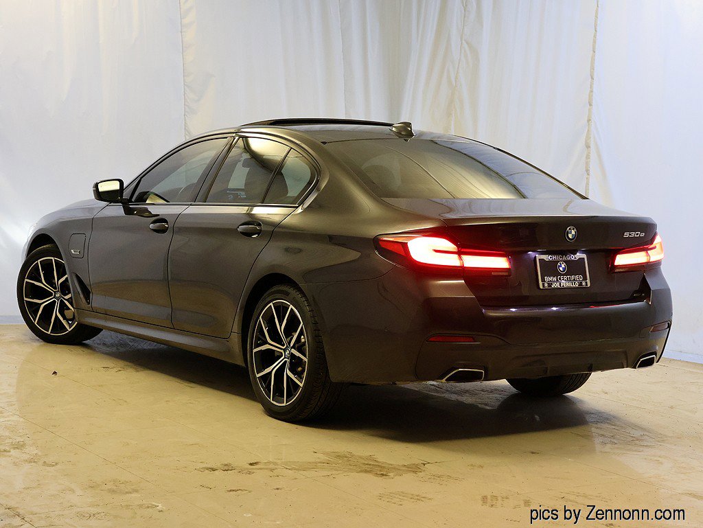 Certified 2023 BMW 530e 530e w/ M Sport Package image 9