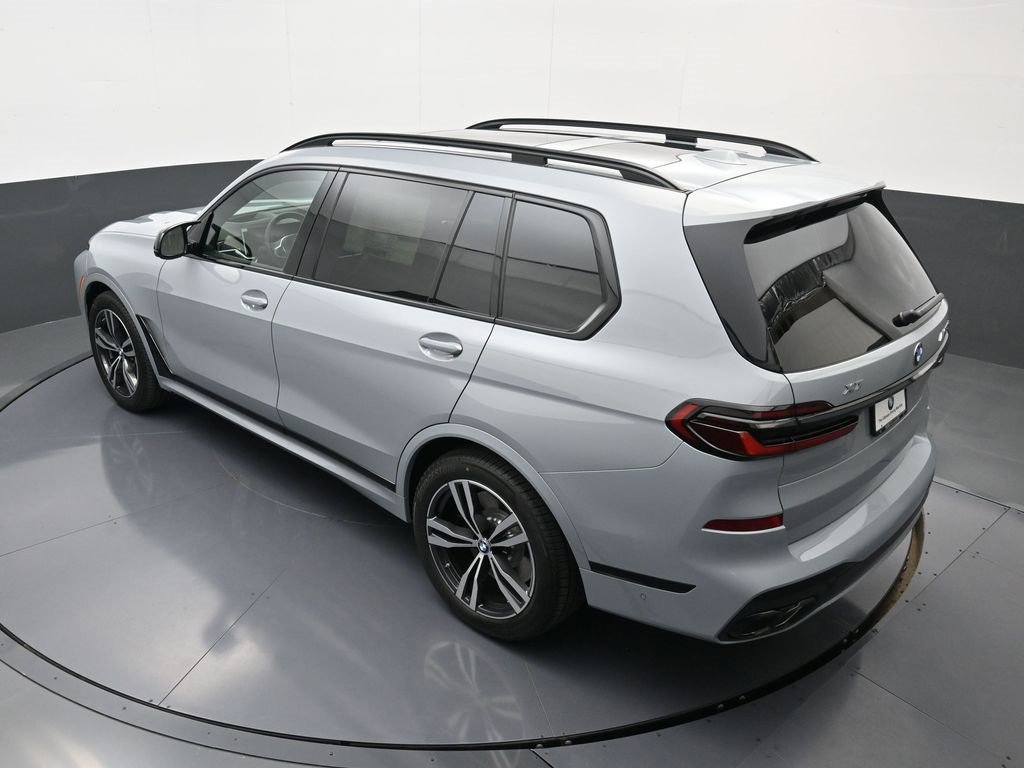 New 2026 BMW X7 M60i w/ Executive Package image 45