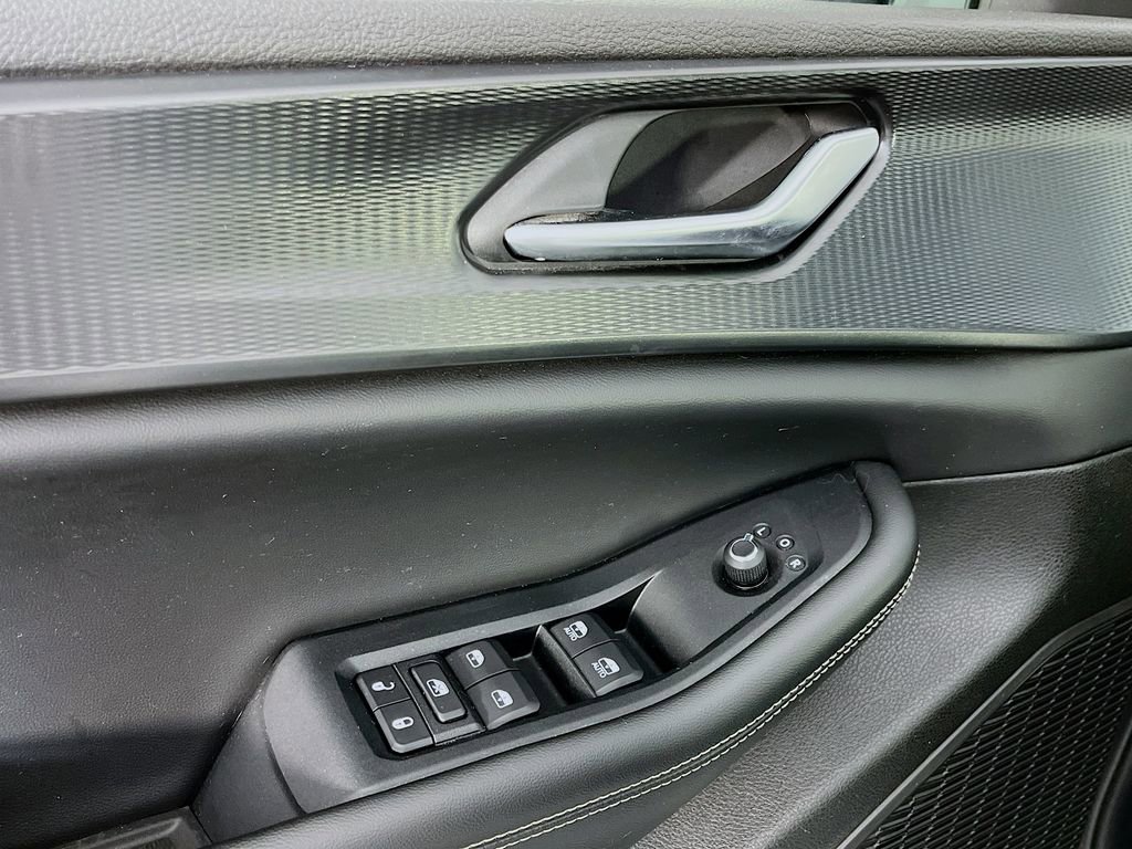 Used 2023 Jeep Grand Cherokee L Laredo image 26