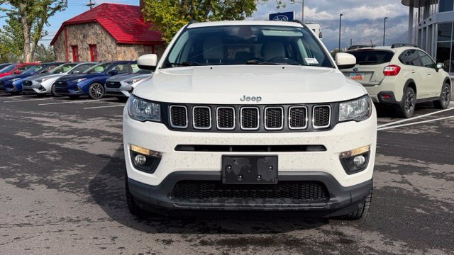 Used 2017 Jeep Compass Latitude AWD/4WD image 10