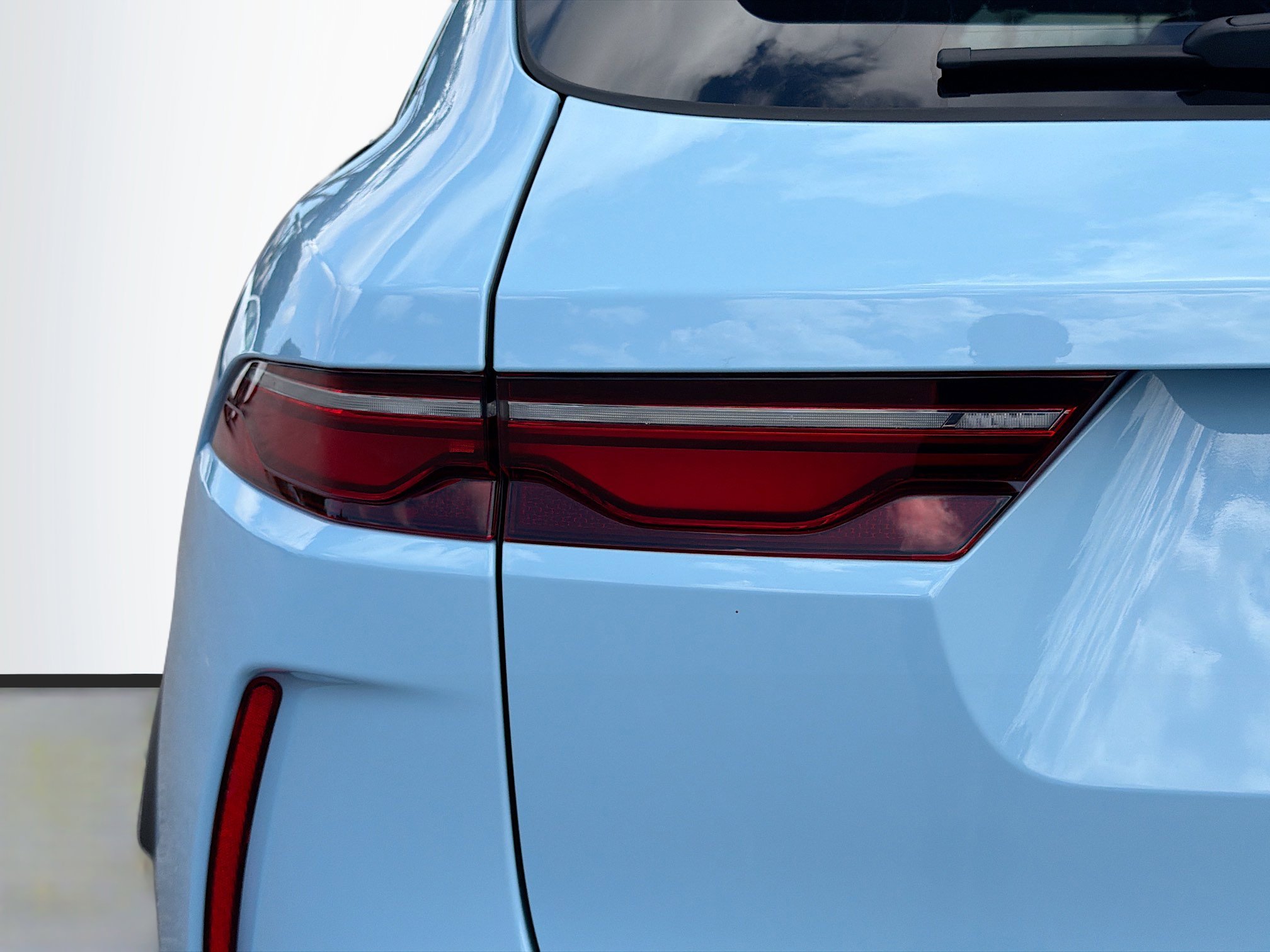 New 2026 Jaguar F-PACE SVR 575 Edition AWD/4WD image 10