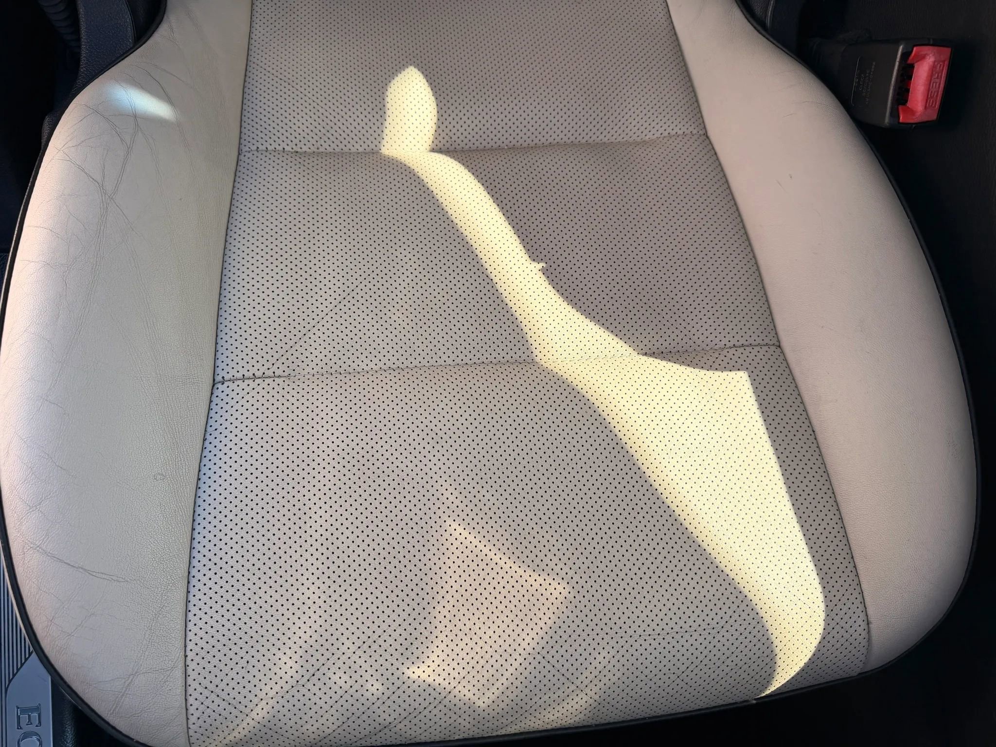 Used 2014 Hyundai Equus Signature image 27