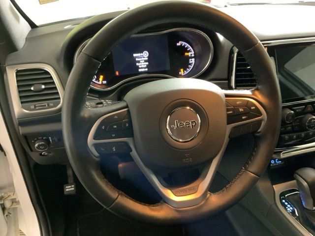 Used 2021 Jeep Grand Cherokee Laredo X AWD/4WD image 18