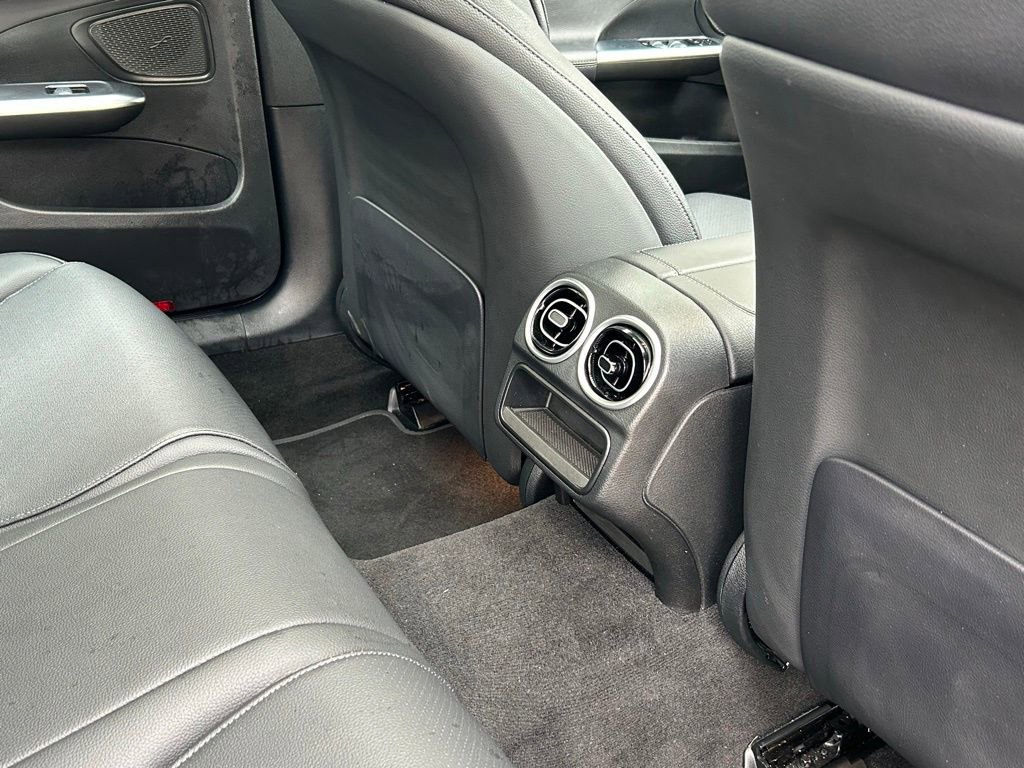 Used 2025 Mercedes-Benz C 300 4MATIC Sedan image 39