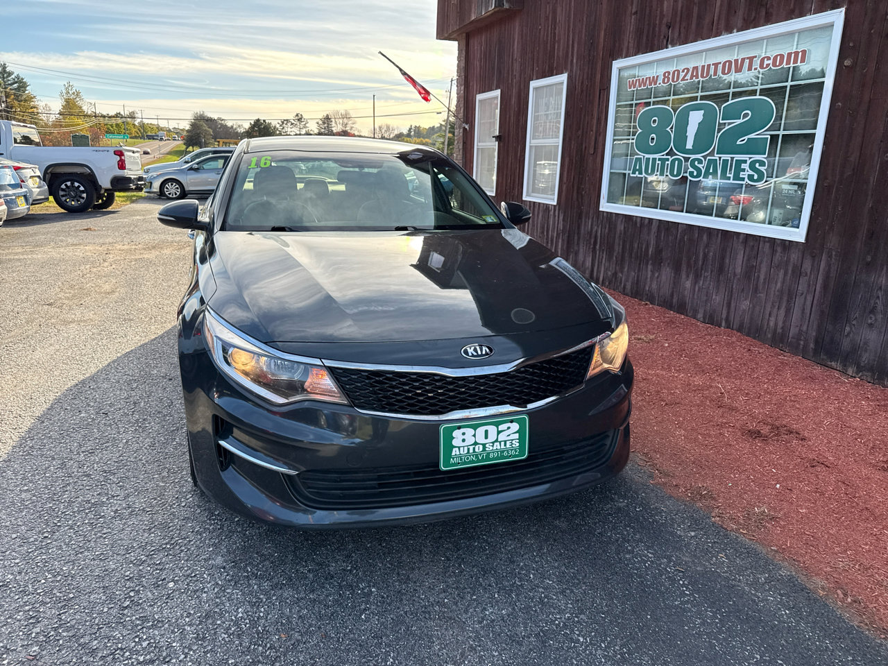 Used 2016 Kia Optima LX image 2