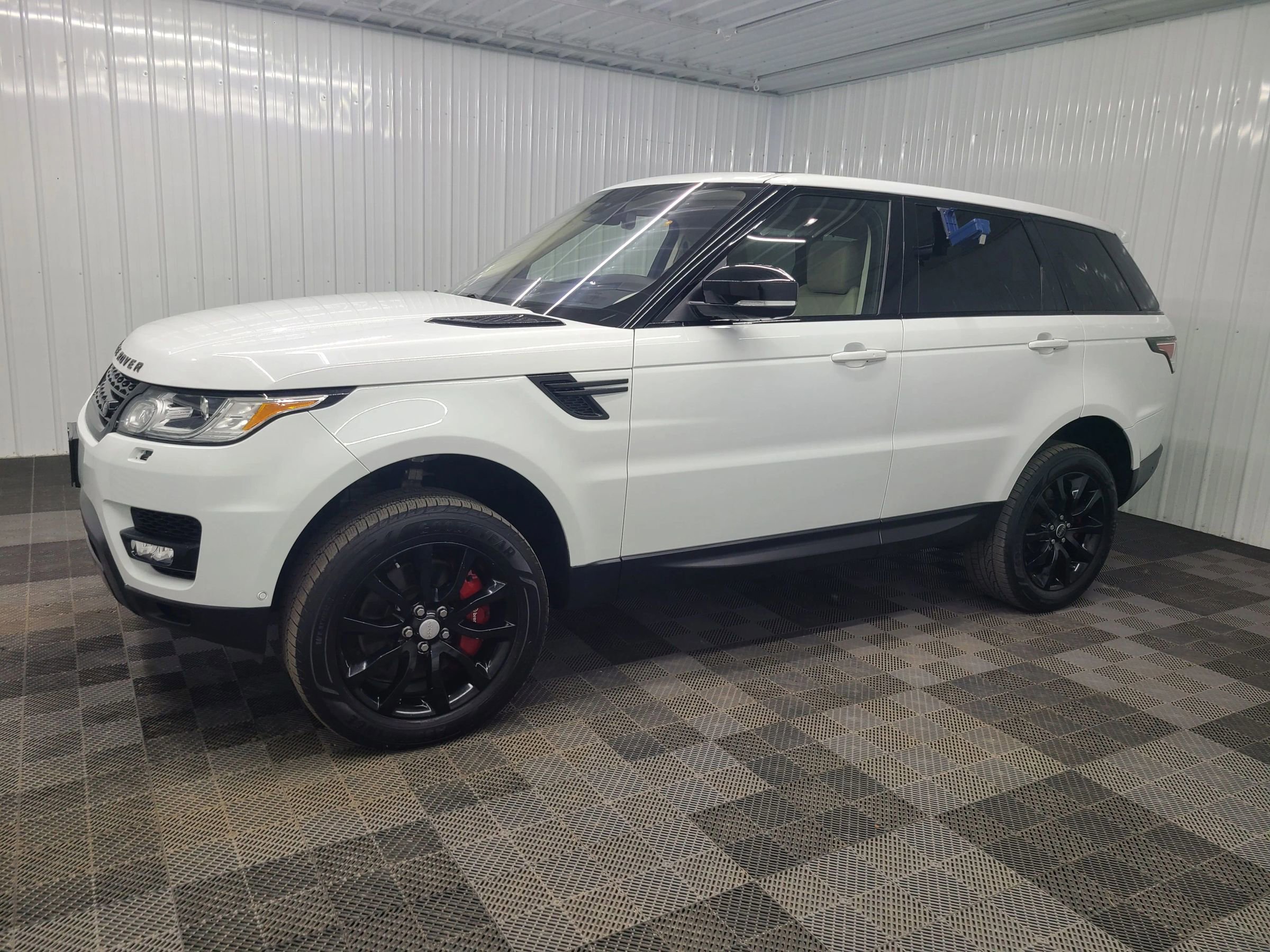 Used 2016 Land Rover Range Rover Sport Supercharged image 8
