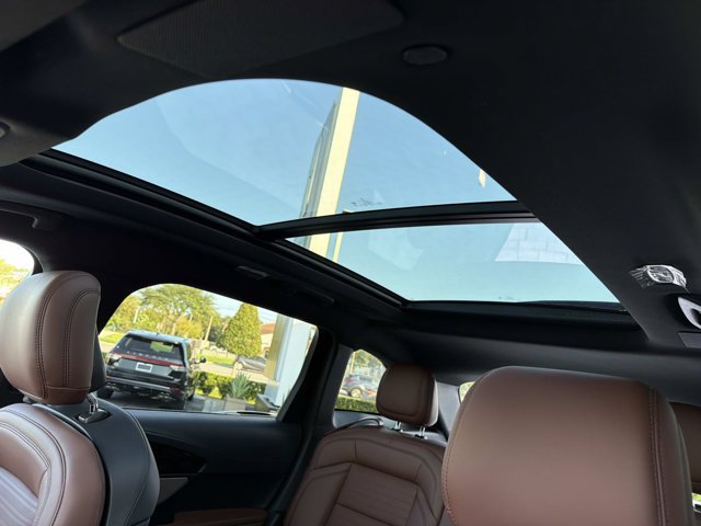 New 2026 Lincoln Nautilus Reserve AWD/4WD image 30