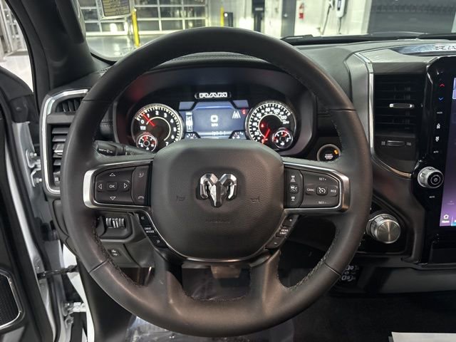 Used 2025 RAM 1500 Laramie AWD/4WD image 15