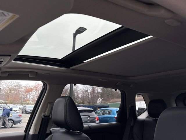 Used 2023 Nissan Rogue SV w/ SV Premium Package image 15